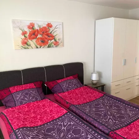 Groot Huus Parterre Apartmán